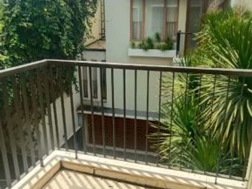 For Rent 4BR Tropical House inside Compound at Kemang