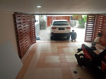 For Rent 4BR Tropical House inside Compound at Kemang