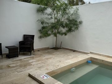 Casa en venta tipo TH al norte de Mérida en Santa Gertrudis Copó