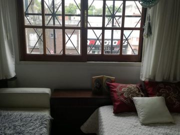 Excelente PH 5 ambientes en Liniers
