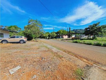 VENDO CASA DE SEGUNDA 1030M2