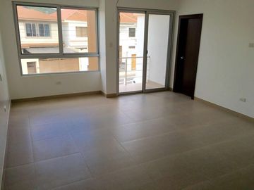 Casa - Vía a la Costa