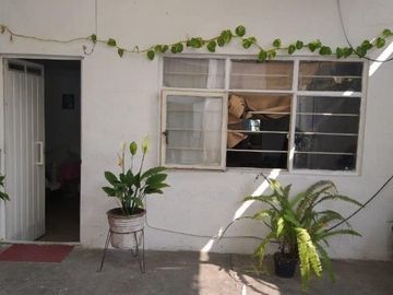 Casa en Venta con departamento y accesorias, Rinconada Coapa