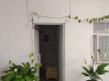 Casa en Venta con departamento y accesorias, Rinconada Coapa