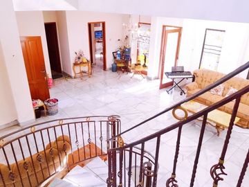 Rumah di Cinere, 3Lt, Furnished, Megapolitan Cinere Estate