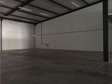 Vendo  Bodega en PI Las Americas 5324JD