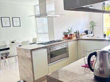apartamento en arriendo en santa ana-usaquén. Cod A52213