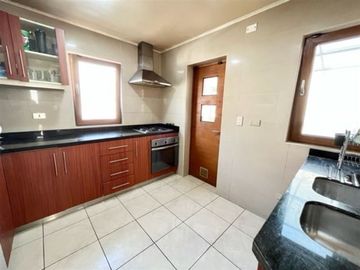 Casa en venta de 3 dorm. en Las Condes