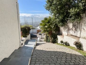 Casa en venta de 3 dorm. en Las Condes