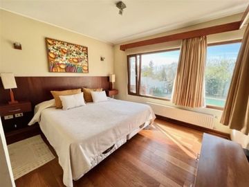 Casa en venta de 3 dorm. en Las Condes