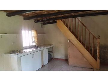 casa y terreno en venta en monay cerca del hospital del seguro