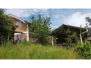 casa y terreno en venta en monay cerca del hospital del seguro