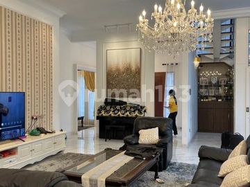 Rumah Mewah Furnished Komplit Lift Swim Pool di The Springs Gs