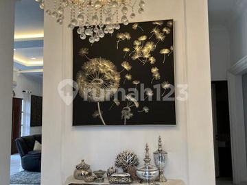 Rumah Mewah Furnished Komplit Lift Swim Pool di The Springs Gs