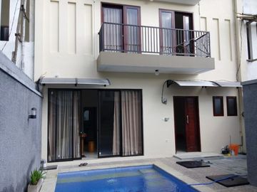 Villa feel house in Senggigi one complex Lombok