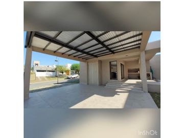 HERMOSA CASA EN COUNTRY LAS CAÑITAS A ESTRENAR