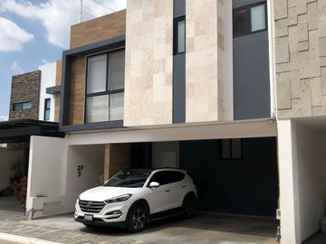 VENDO CASA DE 4 RECAMARAS EN EL BARREAL SAN ANDRES CHOLULA