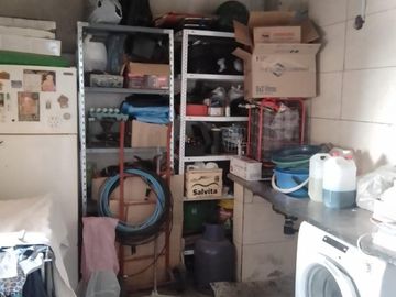 CASA COMODA  CON PATIO Y TERRAZA EN VILLA BALLESTER