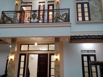 Rmh mewah harga murah 2lantai beji,Depok