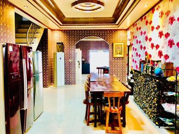 House for RENT with 6 Bedroom in Angeles City Near Clark