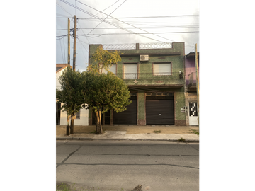 Roma 2441 e/ Mexico y Washington