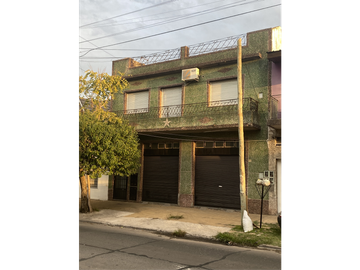 Roma 2441 e/ Mexico y Washington