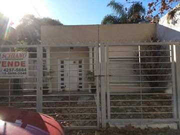 Departamento Tipo Casa en venta en Quilmes Oeste Centro