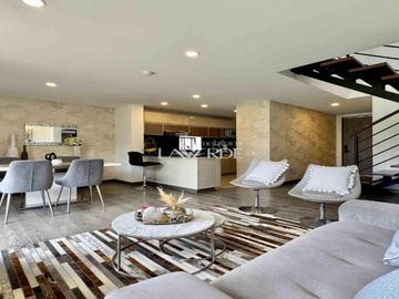 Arriendo - Casa en Entrelomas Colibrí con lote amplio y zona verde privada