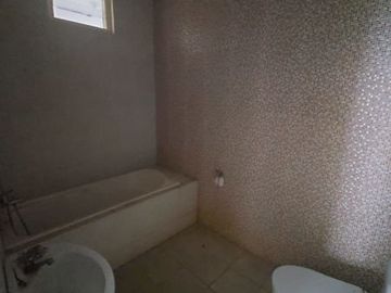 Rumah 2 lantai hook dalam komplek panorama bukit cinere