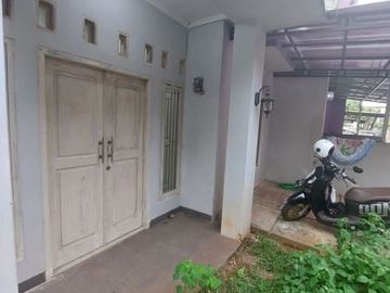 Rumah 2 lantai hook dalam komplek panorama bukit cinere