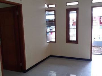 Rumah Baru Siap Huni Bebas Banjir di Baleendah Dijual Murah