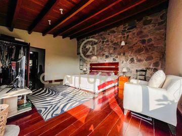 VENDO 2 CASAS A PRECIO DE TERRENO- LOS ÁLAMOS DE MONTERRICO -