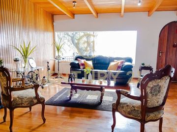 VENDO 2 CASAS A PRECIO DE TERRENO- LOS ÁLAMOS DE MONTERRICO -