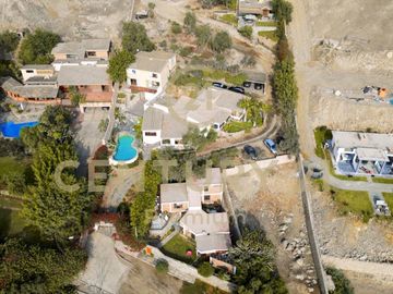 VENDO 2 CASAS A PRECIO DE TERRENO- LOS ÁLAMOS DE MONTERRICO -