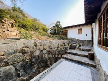 VENDO 2 CASAS A PRECIO DE TERRENO- LOS ÁLAMOS DE MONTERRICO -