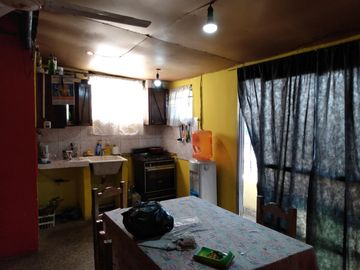 Local/galpon con Vivienda - Venta - Luis Guillon