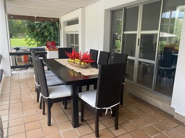 CASA  EN VENTA CLUB PUERTO PEÑALISA, CUNDINAMARCA