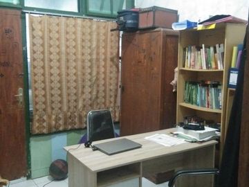Jual Rumah Mulyosari Utara Terawat Siap Huni