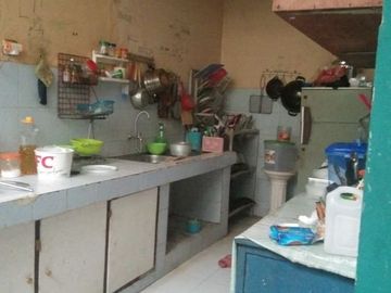 Jual Rumah Mulyosari Utara Terawat Siap Huni