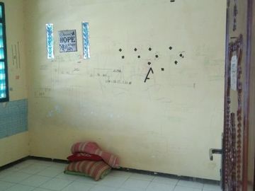 Jual Rumah Mulyosari Utara Terawat Siap Huni