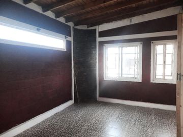 Casa PH en venta en Lanus Este