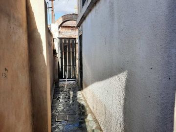 Casa PH en venta en Lanus Este