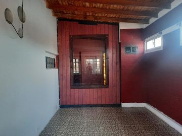 Casa PH en venta en Lanus Este