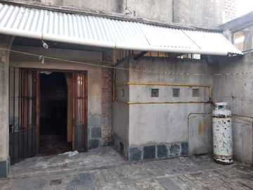 Casa PH en venta en Lanus Este