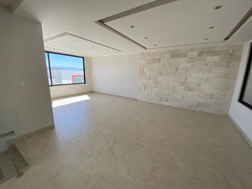 *Cómoda Casa con Maravillosas Vistas a Estrenar, Aqua, Lago Esmeralda