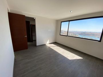 *Cómoda Casa con Maravillosas Vistas a Estrenar, Aqua, Lago Esmeralda