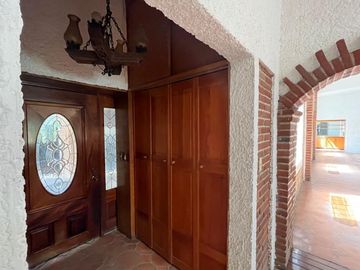 CASA EN VENTA, CON ALBERCA EN CUAUTLA, A 15 MIN. DE OAXTEPEC, MORELOS