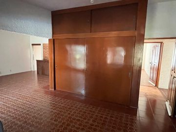 CASA EN VENTA, CON ALBERCA EN CUAUTLA, A 15 MIN. DE OAXTEPEC, MORELOS