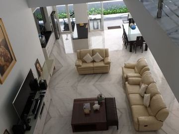 *Dijual Rumah Minimalis Modern 2 lantai Selat Golf Citraland *DN