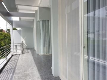 *Dijual Rumah Minimalis Modern 2 lantai Selat Golf Citraland *DN